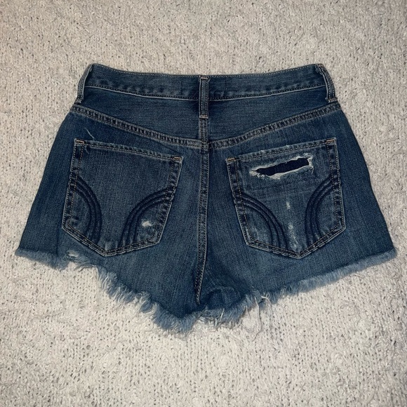 Hollister Shorts 🌊 - Picture 3 of 3
